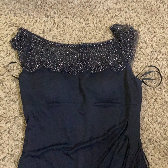 Navy evening gown - Picture 2 of 4